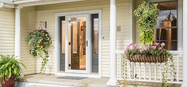 screen door installation in Edgewater